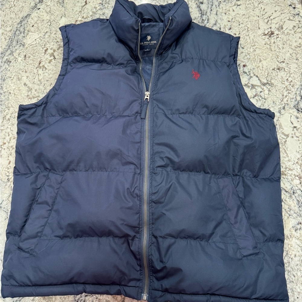 U.S. Polo Assn Navy Blue Puffer Vest Men’s Large | Full Zip | Classic Logo - Picture 2 of 9